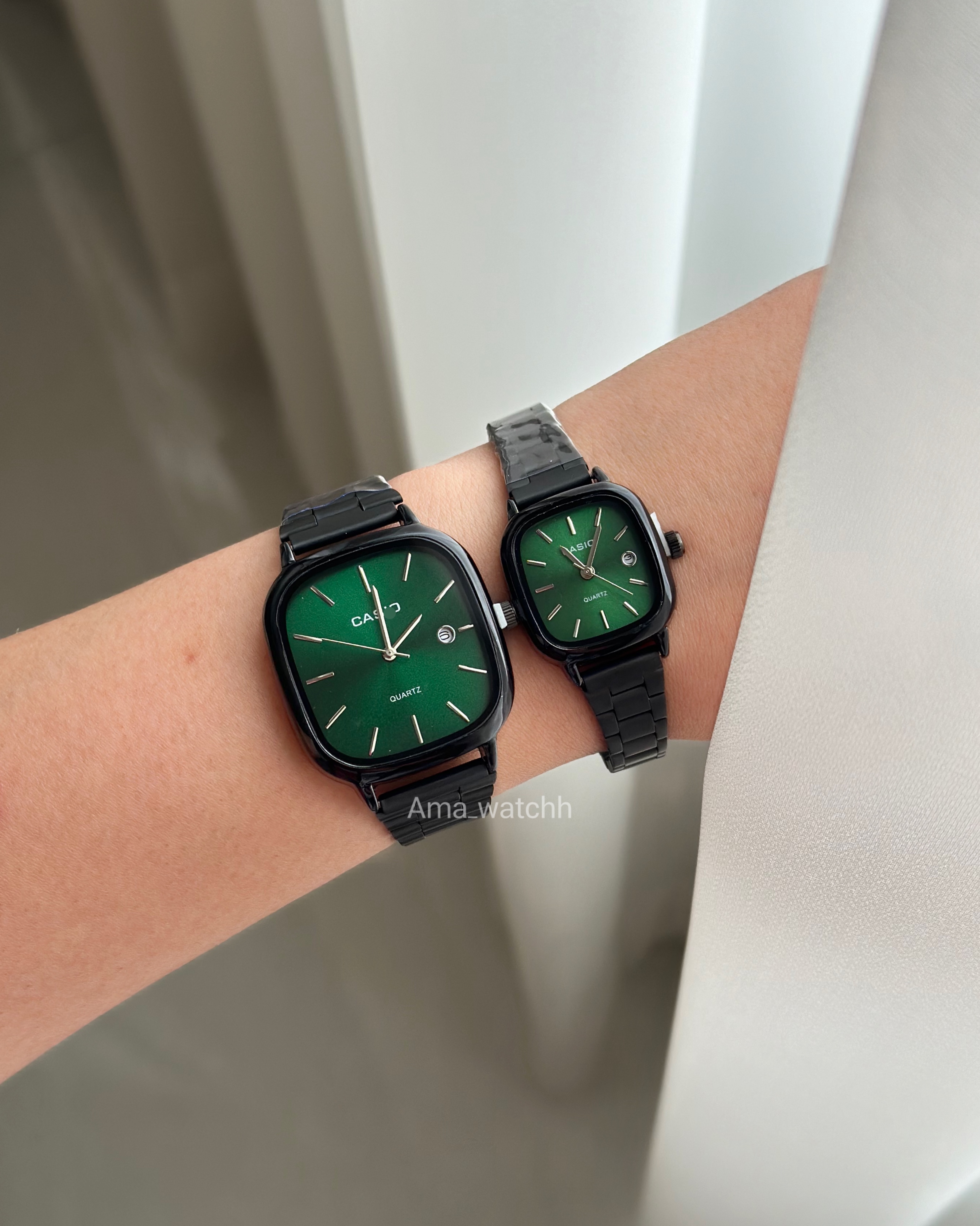 الدمانی بند مشکی صفحه سبز